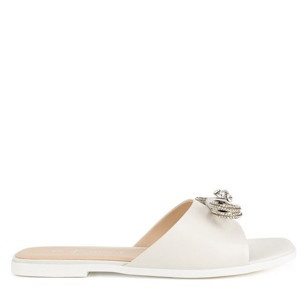 Klapki Eva Minge. Białe klapki damskie Eva Minge, bez wzorów, bez obcasa, bez zapięcia. Za 349.99 zł.