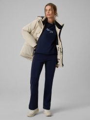 4F Spodnie dresowe z modalem damskie - granatowe XS. Niebieskie spodnie dresowe damskie 4F, bez wzorów, z dresówki. Za 189.99 zł.