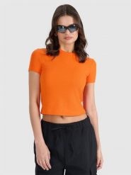 4F T-shirt slim z waflowej dzianiny damski - pomarańczowy L. Brązowe t-shirty damskie 4F, l, bez wzorów, z dzianiny, klasyczne, bez kołnierzyka, bez ramiączek. W wyprzedaży za 29.99 zł.