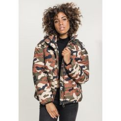 Damska klasyczna miejska parka typu boyfriend. Brązowe parki damskie Urban Classics, na zimę, bez wzorów, bez kaptura. Za 337.00 zł.