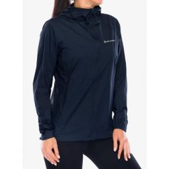 Kurtka przeciwwiatrowa damska Montane Featherlite Hoodie. Niebieskie kurtki sportowe damskie Montane, bez wzorów, z softshellu, bez ramiączek, bez kaptura, trekkingowe. Za 461.99 zł.