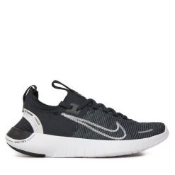 Buty do biegania Nike. Czarne obuwie sportowe damskie Nike, bez wzorów, bez zapięcia, do biegania. Za 489.99 zł.