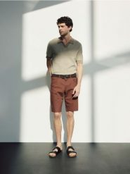 Strukturalny sweter polo - beżowy. Brązowe swetry męskie Reserved, l, bez wzorów, z bawełny, bez kołnierzyka, bez ramiączek. Za 119.99 zł.