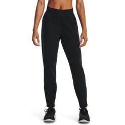 Spodnie dresowe damskie Under Armour OutRun the STORM Pant. Czarne spodnie dresowe damskie Under Armour, bez wzorów, z dresówki, sportowe, do biegania. Za 249.99 zł.