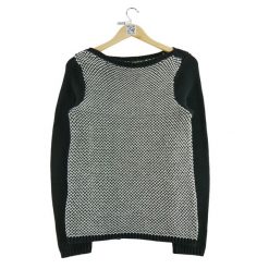 Second life - Damski czarny sweter - Jak nowy. Czarne swetry nierozpinane damskie Ralph Lauren, bez wzorów, sportowe, bez kołnierzyka, bez ramiączek. Za 114.17 zł.