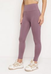 Fioletowe Legginsy Sportowe z Wysokim Stanem Pierra. Fioletowe legginsy damskie Born2be, s, bez wzorów, z jeansu, z podwyższonym stanem, długie, na fitness i siłownię. Za 34.99 zł.