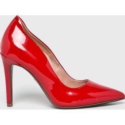 Tamaris - Szpilki. Czerwone szpilki damskie Tamaris, bez wzorów, z materiału, bez obcasa, na obcasie, bez zapięcia. W wyprzedaży za 249.90 zł.