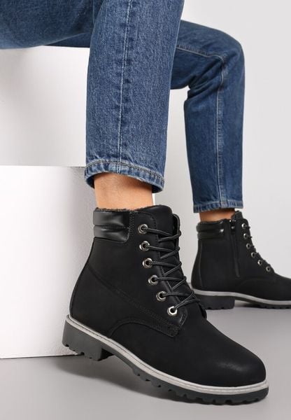 Czarne Ocieplane Traperki z Protektorem Martiel. Czarne trapery damskie Renee, bez zapięcia. Za 69.99 zł.