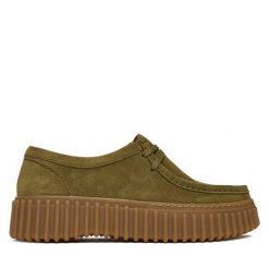 Półbuty Clarks. Brązowe półbuty damskie Clarks, bez wzorów, bez obcasa, na płaskiej podeszwie, bez zapięcia. Za 529.99 zł.