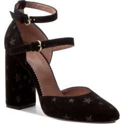 Półbuty RED VALENTINO - NQ2S0952 Nero/Ner N01. Czarne półbuty damskie Red Valentino, z aplikacjami, z nubiku, bez obcasa, na obcasie, bez zapięcia. W wyprzedaży za 899.00 zł.