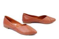 PIAZZA 830029-21 tan, baleriny damskie. Brązowe balerinki damskie Piazza, bez wzorów, ze skóry, bez obcasa, bez zapięcia. Za 299.90 zł.