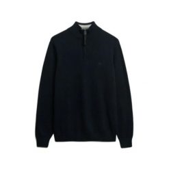 Czarny sweter z kołnierzem typu "camionneur" Superdry Essentials. Niebieskie swetry męskie Superdry, na zimę, m, bez wzorów, z bawełny, bez kołnierzyka, bez ramiączek. Za 327.80 zł.