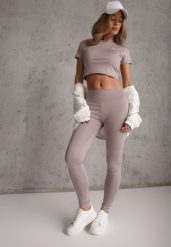 Jasnoszare Legginsy Basic z Modelującą Wstawką w Pasie Liacan. Szare legginsy damskie Renee, bez wzorów, z jeansu. Za 49.99 zł.