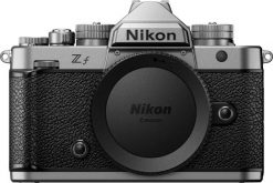 Aparat Nikon Z f SL Bezlusterkowiec 24,5 MP CMOS 6048 x 4032 px Czarny, Srebrny (VOA123AE). Aparaty bezlusterkowce NIKON. Za 9,296.59 zł.