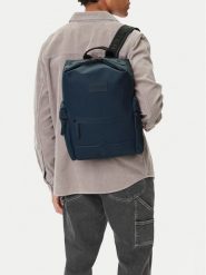 Hunter Plecak CEO-HTR-B-014-08 Granatowy. Niebieskie plecaki męskie Hunter, bez wzorów, z syntetyku. Za 219.99 zł.