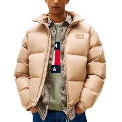 Kurtka TOMMY JEANS TJM ALASKA DOWN PUFFER E Brązowy. Brązowe kurtki męskie Tommy Hilfiger, bez wzorów, z jeansu, bez kaptura. Za 1,212.96 zł.