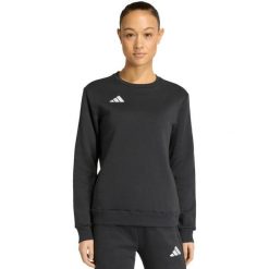 Bluza damska adidas Entrada 26 Sweat Top. Czarne bluzy damskie Adidas, bez wzorów, z bawełny, sportowe, bez ramiączek, bez kaptura. Za 134.99 zł.