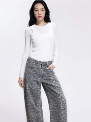 Jeansy wide leg comfort - wielobarwny. Jeansy damskie Reserved, bez wzorów, z bawełny. Za 159.99 zł.