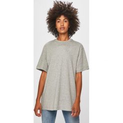 Nike Sportswear - T-shirt. Szare t-shirty damskie Nike Sportswear, m, bez wzorów, z bawełny, bez kołnierzyka, bez ramiączek. Za 79.90 zł.