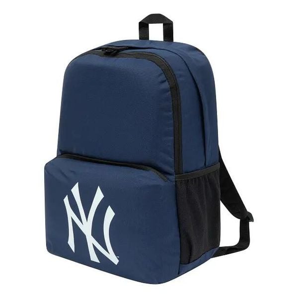 Plecak New York Yankees MLB Multi Stadium. Białe plecaki męskie New Era, bez wzorów, z materiału, eleganckie. Za 139.99 zł.