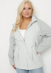 Zielona Kurtka Wiatrówka z Odpinanym Kapturem i Ściągaczami Arseli. Zielone kurtki damskie Born2be, plus size, bez wzorów, z jeansu, plus size. Za 189.99 zł.
