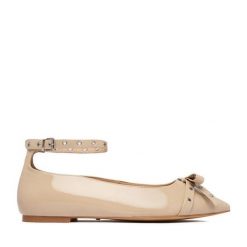 Baleriny MEXX. Brązowe balerinki damskie Mexx, bez wzorów, bez obcasa, bez zapięcia. Za 299.99 zł.