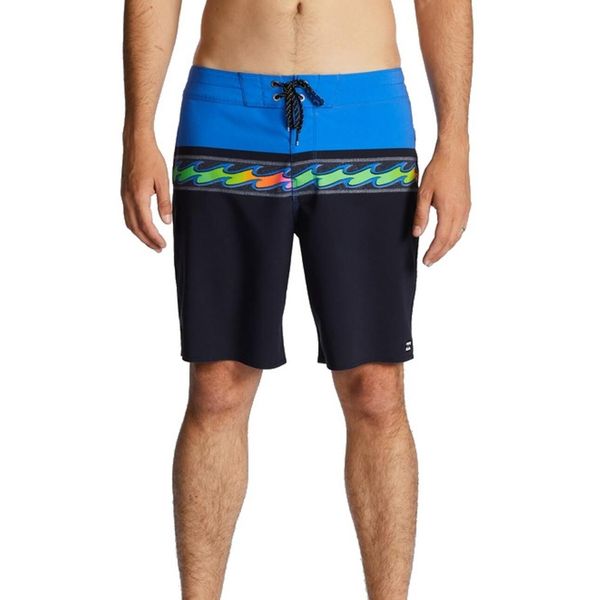 Szorty kąpielowe męskie Billabong Momentum Pro. Czarne kąpielówki męskie Billabong, m, bez wzorów. Za 159.99 zł.
