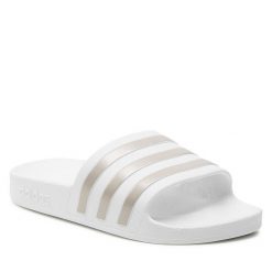 Klapki adidas. Białe klapki damskie Adidas, bez wzorów, sportowe, bez obcasa, bez zapięcia. Za 99.99 zł.