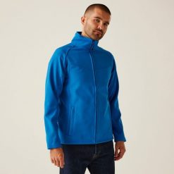 Męska kurtka softshell Uproar. Niebieskie kurtki męskie Regatta, m, bez wzorów, z softshellu, bez kaptura, trekkingowe. Za 199.99 zł.