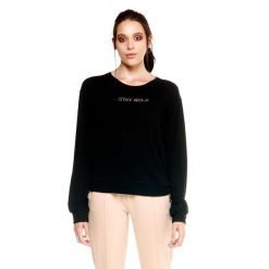 Damska bluza z okrągłym dekoltem Winter Chic Boxing Leone. Czarne bluzy damskie LEONE 1947 APPAREL, l, bez wzorów, z tkaniny, sportowe, bez ramiączek, bez kaptura. W wyprzedaży za 154.80 zł.