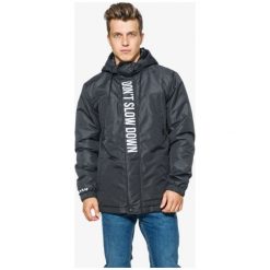 Umbro Kurtka Loman , czarny, rozmiar M. Czarne kurtki męskie Umbro, m, bez wzorów, z dresówki, klasyczne, bez kaptura. W wyprzedaży za 99.99 zł.