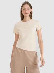 4F T-shirt slim gładki damski - beżowy S. Brązowe t-shirty damskie 4F, s, bez wzorów, z bawełny, klasyczne, bez kołnierzyka, bez ramiączek. Za 39.99 zł.