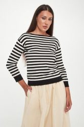 Sweter damski Stecca WEEKEND MAX MARA. Swetry nierozpinane damskie Weekend Max Mara, s, bez wzorów, bez kołnierzyka, bez ramiączek. Za 839.00 zł.