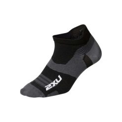 Niewidzialne skarpety 2XU Vectr Ultralight. Szare skarpetki damskie 2XU, bez wzorów, z lycry. Za 151.50 zł.