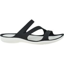 Klapki damskie Crocs Swiftwater Sandal W. Białe klapki damskie Crocs, bez wzorów, z materiału, bez obcasa, bez zapięcia. Za 164.00 zł.