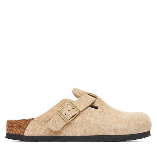 Klapki Birkenstock. Brązowe klapki damskie Birkenstock, bez wzorów, bez obcasa, bez zapięcia. Za 679.99 zł.