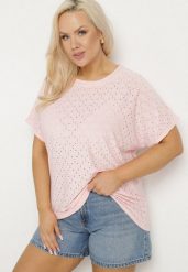 Różowy T-shirt z Bawełną i Ażurowym Wzorem Puzira. Czerwone t-shirty damskie Born2be, s, w ażurowe wzory, z bawełny, eleganckie, bez kołnierzyka, bez ramiączek. Za 34.99 zł.