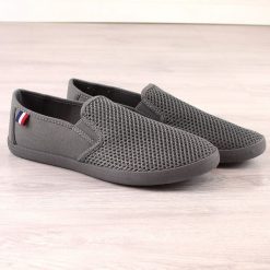Tenisówki ażurowe męskie wsuwane szare News 3636. Szare trampki męskie NEWS, w ażurowe wzory, z gumy, bez zapięcia. Za 45.00 zł.