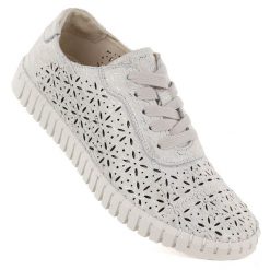 Półbuty damskie ażurowe złote Potocki JE19437. Żółte półbuty damskie POTOCKI, w ażurowe wzory, ze skóry ekologicznej, bez obcasa, bez zapięcia. Za 199.99 zł.