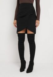 Czarna Kopertowa Spódnica Mini Tevy. Czarne spódnice damskie Born2be, l, bez wzorów, mini, kopertowe. Za 74.99 zł.