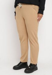 Beżowe Dresowe Spodnie Joggery z Wysokim Stanem i Napisami Lerithelle. Brązowe spodnie dresowe damskie Born2be, bez wzorów, z dresówki, eleganckie, z podwyższonym stanem. Za 44.99 zł.