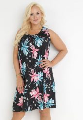 Czarna Trapezowa Sukienka Midi z Marszczonym Dekoltem w Kwiaty Yanais. Czarne sukienki damskie Born2be, l, bez wzorów, bez kołnierzyka, bez ramiączek, midi, trapezowe. Za 34.99 zł.
