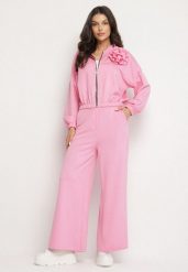 Różowy Komplet Dresowy z Wiskozą Szerokie Spodnie i Bluza ze Stójką i Broszką Redasena. Czerwone bluzy damskie Born2be, bez wzorów, z dresówki, sportowe, bez ramiączek, bez kaptura. Za 179.99 zł.