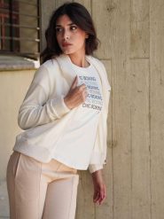 Bluza miękka z wełna z kaptur na co dzień. Białe bluzy damskie LEONE 1947 APPAREL, m, bez wzorów, z wełny, bez ramiączek, bez kaptura. Za 168.36 zł.