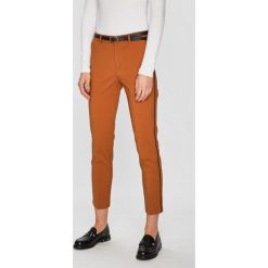 Tally Weijl - Spodnie. Brązowe spodnie materiałowe damskie TALLY WEIJL, bez wzorów, z bawełny, casualowe. W wyprzedaży za 59.90 zł.