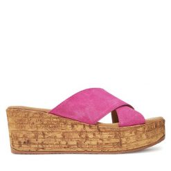 Klapki s.Oliver. Czerwone klapki damskie S.Oliver, bez wzorów, bez obcasa, bez zapięcia. Za 219.99 zł.