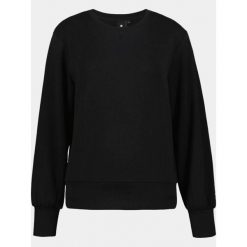 Sweter damski Luhta Harjavalta. Czarne swetry nierozpinane damskie Luhta, bez wzorów, klasyczne, bez kołnierzyka, bez ramiączek. Za 269.00 zł.