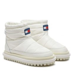 Śniegowce Tommy Jeans. Białe śniegowce damskie Tommy Jeans, z jeansu, bez zapięcia. Za 439.99 zł.