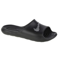 Klapki basenowe damskie Nike Victori One Slide. Białe klapki damskie Nike, bez wzorów, bez obcasa, bez zapięcia. Za 114.00 zł.