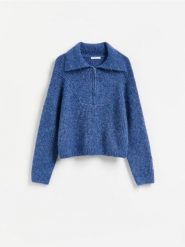 Sweter z zamkiem - granatowy. Niebieskie swetry nierozpinane damskie Reserved, l, bez wzorów, z dzianiny, bez kołnierzyka, bez ramiączek. Za 139.99 zł.